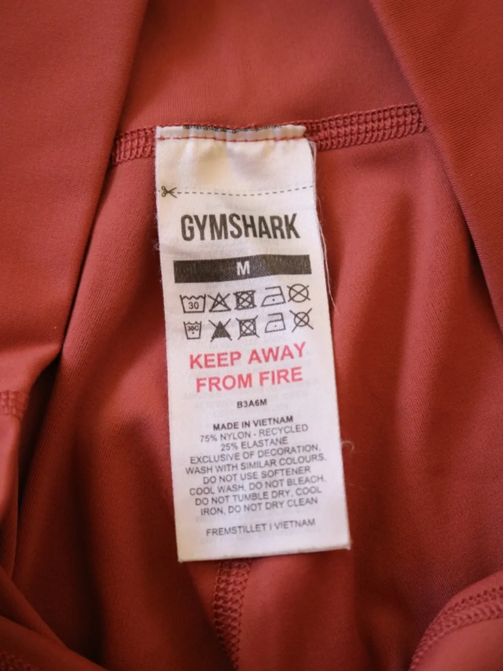 Gymshark Women's Medium Tomato Red 2-Piece Set High Waisted Leggings Ruched Bra